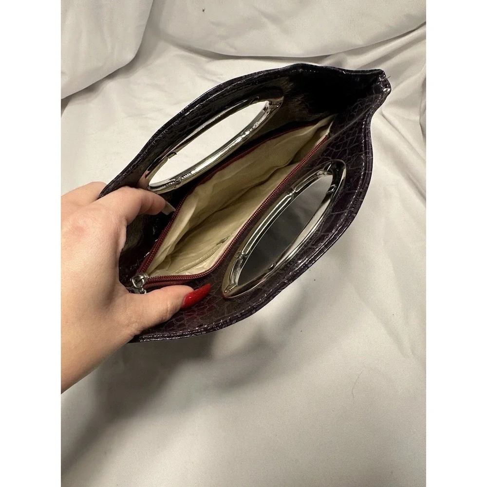 Vintage Deep Plum Faux Croc Embossed Metal Ring Handle Clutch‎ Handbag Patent